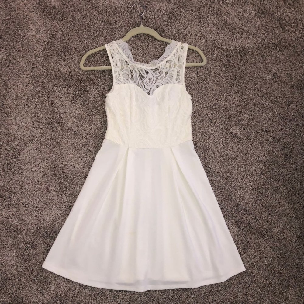 Francescas White Lace Dress Size XS